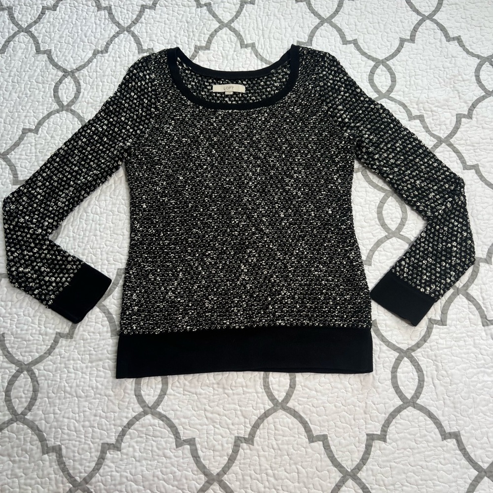Ann Taylor LOFT Black and White Knit Crew Neck Sweater Women’s size Medium